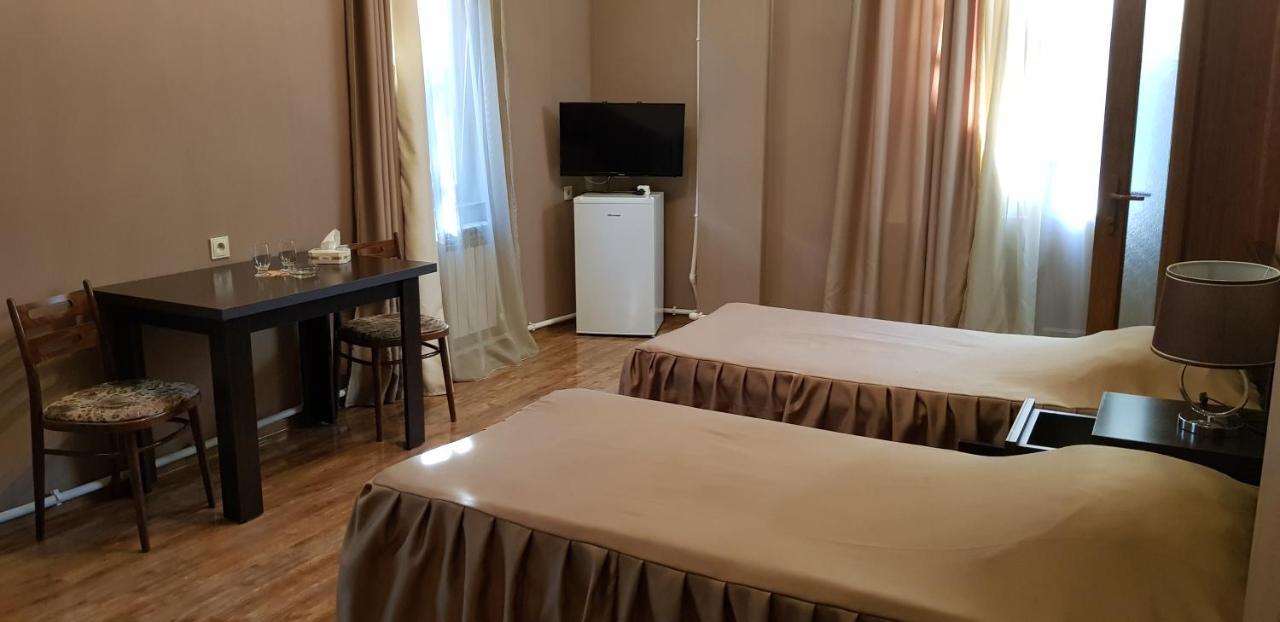 Ruzan Hotel إيجيفان المظهر الخارجي الصورة