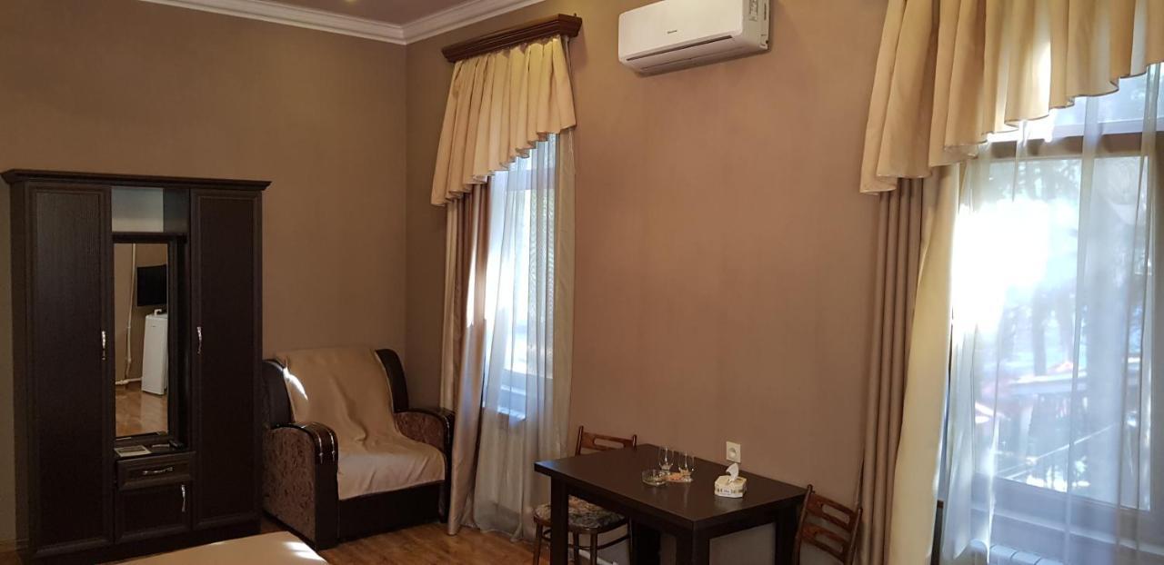 Ruzan Hotel إيجيفان المظهر الخارجي الصورة